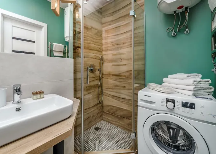 Arkadiiskaia Zhemchuzhina U Moria Odesa