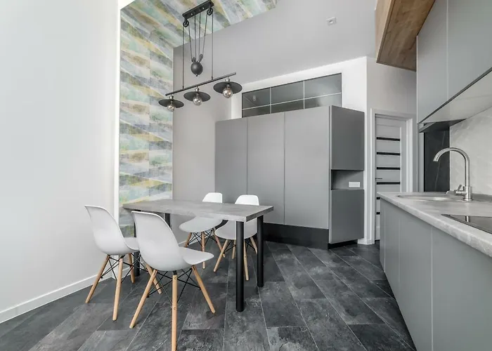 Arkadiiskaia Zhemchuzhina U Moria *