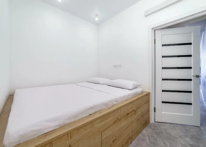 Arkadiiskaia Zhemchuzhina U Moria *